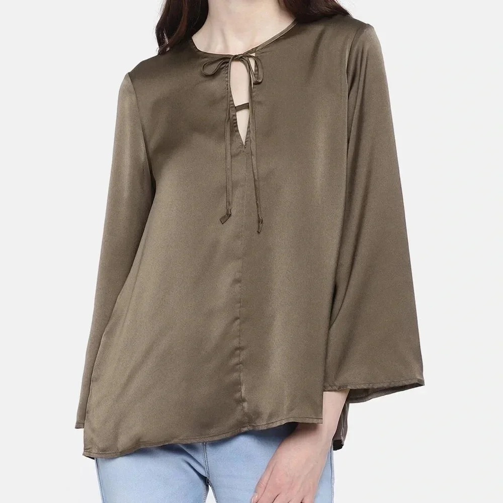 BCBGeneration Brown keyhole Styled Back blouse large